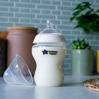 Tommee Tippee Closer To Nature 260ml Baby Bottle - 0M+ 
